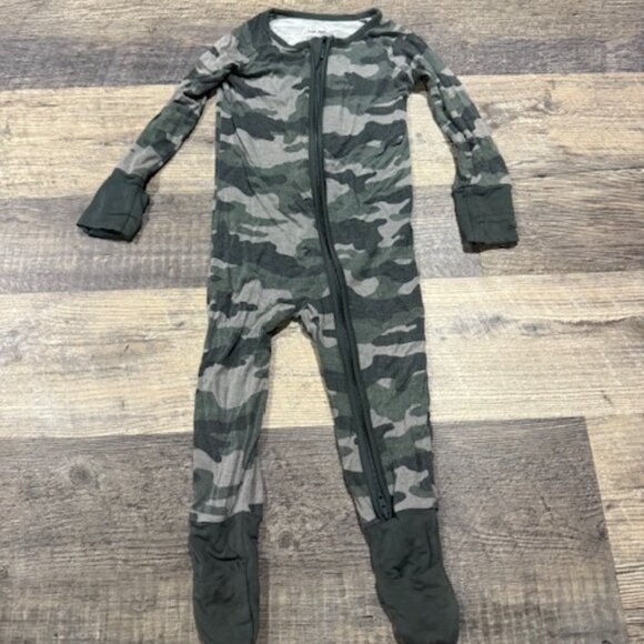 Little Sleepies 6-12 Months Camo Print Pajamas - Picture 1 of 4